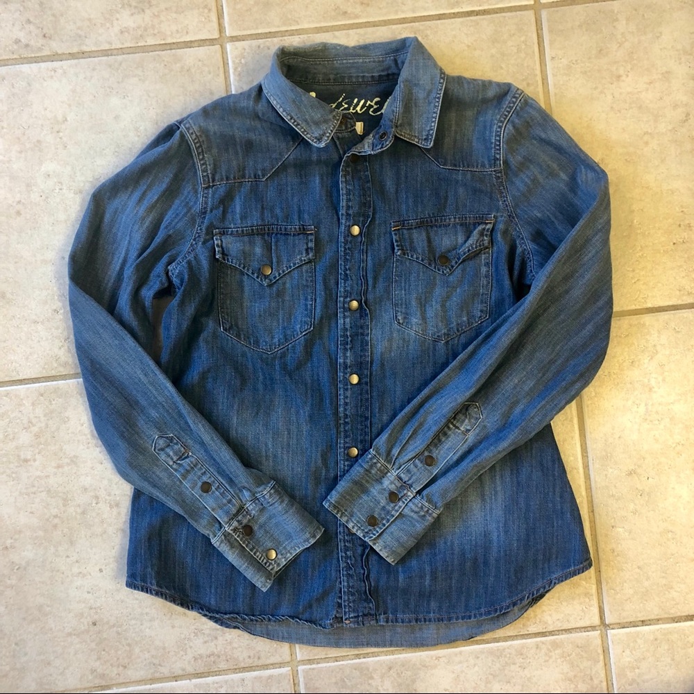 Madewell snap western chambray shirt M